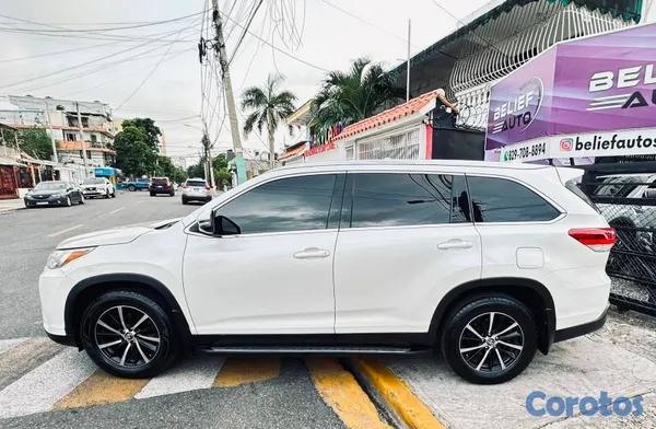 2019 Toyota Highlander — foto 5 / 12