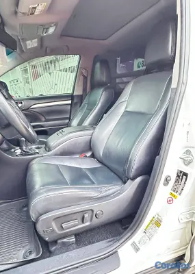 2019 Toyota Highlander — foto 6 / 12