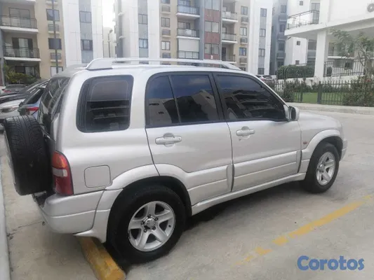 2003 Suzuki Vitara