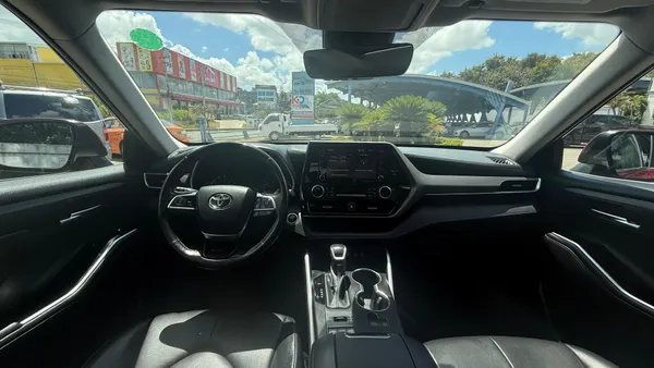 2020 Toyota Highlander — foto 9 / 9