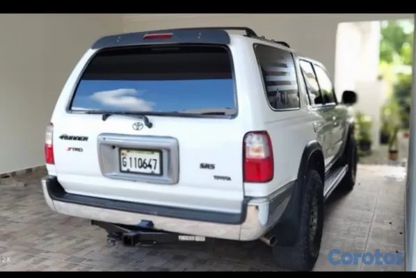 2000 Toyota 4 Runner — foto 3 / 6