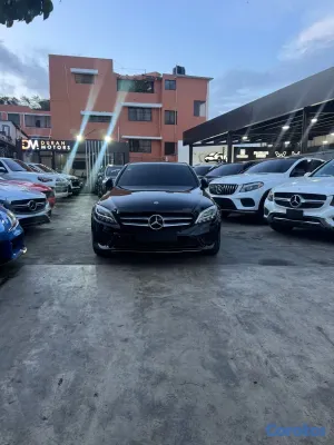 2020 Mercedes-Benz Clase C — foto 2 / 10