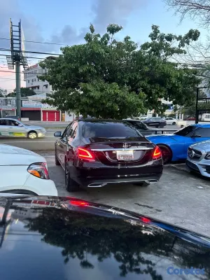 2020 Mercedes-Benz Clase C — foto 9 / 10