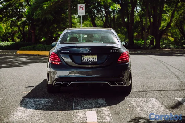 2016 Mercedes-Benz Clase C — foto 9 / 13