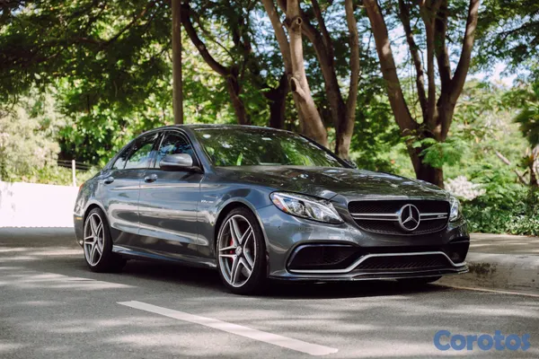 2016 Mercedes-Benz Clase C — foto 12 / 13