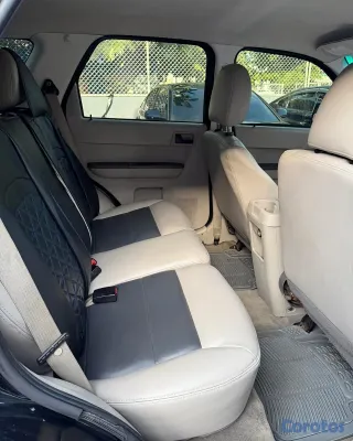 2010 Ford Escape — foto 8 / 9