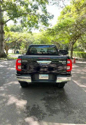 2023 Toyota Hilux — foto 2 / 9