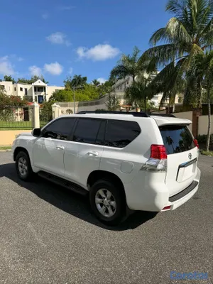 2010 Toyota Land Cruiser Prado — foto 7 / 10