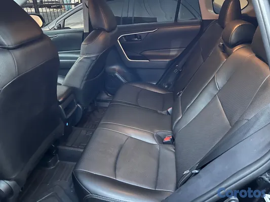 2019 Toyota Rav-4 — foto 5 / 7