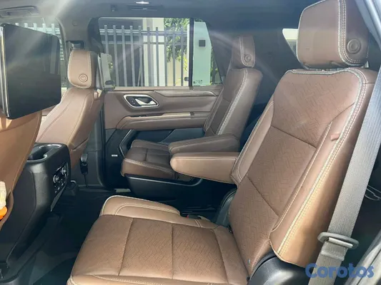 2023 Chevrolet Tahoe — foto 4 / 9