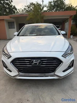 2020 Hyundai Sonata — foto 2 / 6