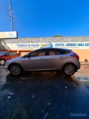 2014 Ford Focus — foto 4 / 6