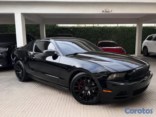 2014 Ford Mustang — foto 10 / 11