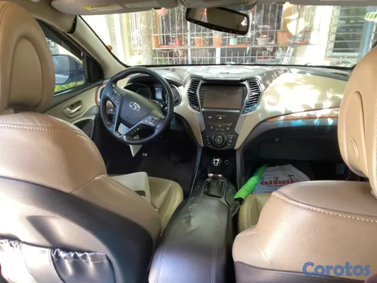 2014 Hyundai Santa Fe — foto 5 / 6