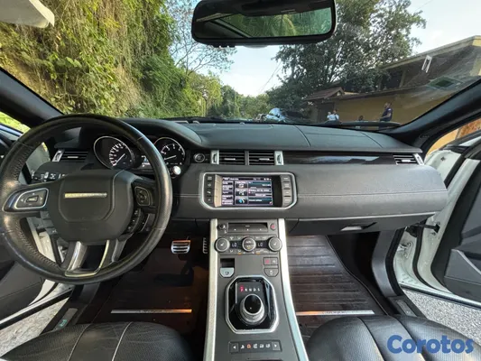 2014 Land Rover Range Rover — foto 6 / 17