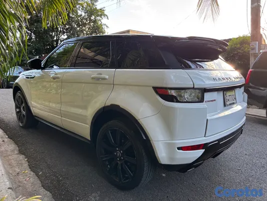 2014 Land Rover Range Rover — foto 10 / 17