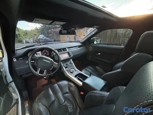 2014 Land Rover Range Rover — foto 11 / 17
