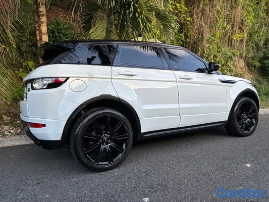 2014 Land Rover Range Rover — foto 14 / 17