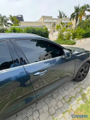 2022 Volvo XC40 INSCRIPTION — foto 2 / 10