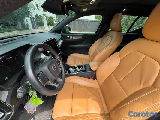 2022 Volvo XC40 INSCRIPTION — foto 10 / 10
