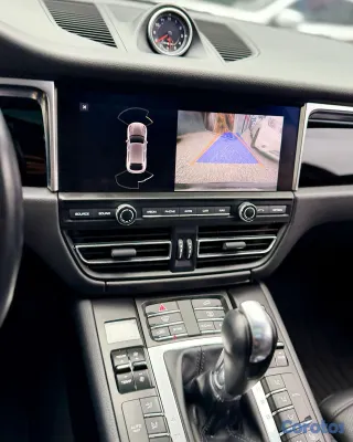 2020 Porsche Macan — foto 18 / 19