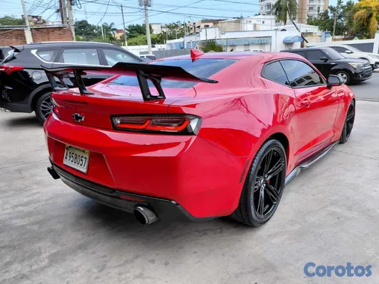 2017 Chevrolet Camaro — foto 7 / 10