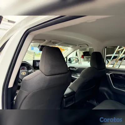 2020 Toyota Rav-4 — foto 7 / 8