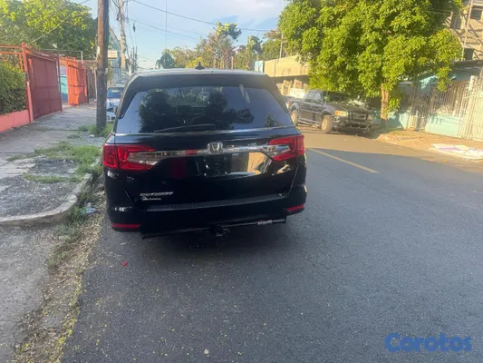 2020 Honda Odyssey — foto 3 / 8