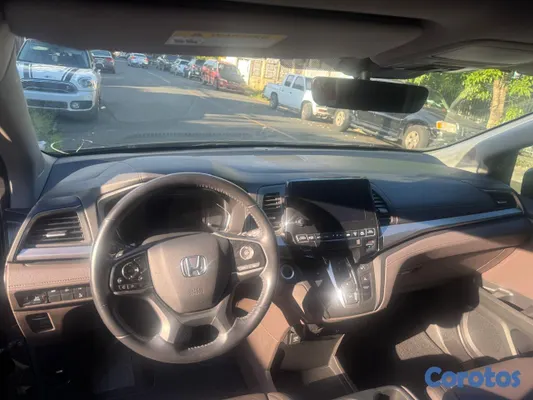 2020 Honda Odyssey — foto 7 / 8