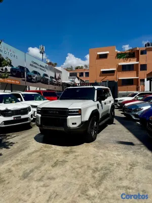 2025 Toyota Land Cruiser Prado