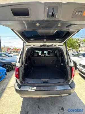 2025 Toyota Land Cruiser Prado — foto 10 / 10