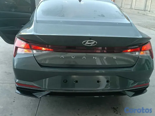 2021 Hyundai Avante — foto 5 / 10