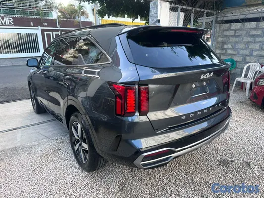 2022 Kia Sorento — foto 6 / 12