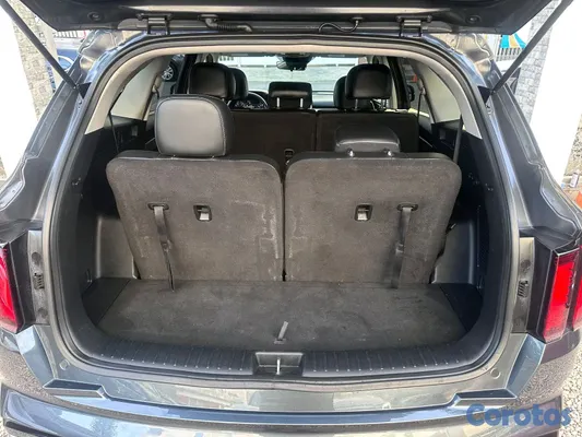 2022 Kia Sorento — foto 9 / 12