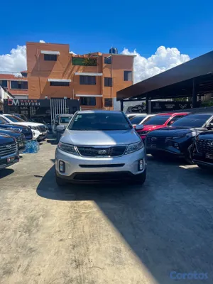 2014 Kia Sorento — foto 2 / 9