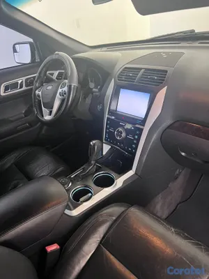2013 Ford Explorer — foto 2 / 8