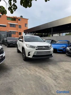 2019 Toyota Highlander — foto 3 / 10