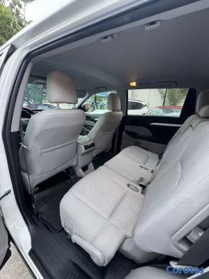 2019 Toyota Highlander — foto 5 / 10