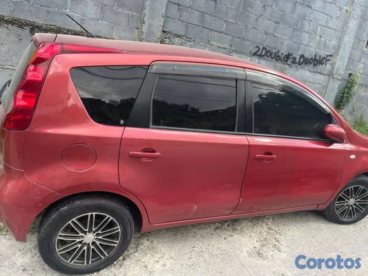 2010 Nissan Note — foto 2 / 5