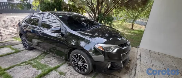 2015 Toyota Corolla — foto 2 / 16