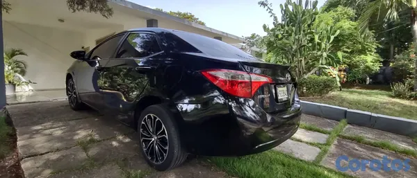 2015 Toyota Corolla — foto 4 / 16