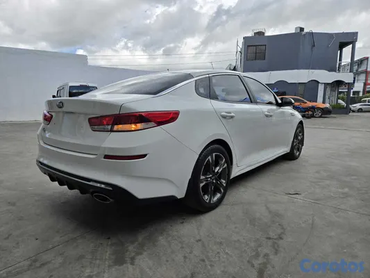 2020 Kia K-5 — foto 6 / 12