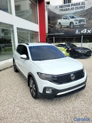 2021 Volkswagen T-Cross — foto 2 / 6