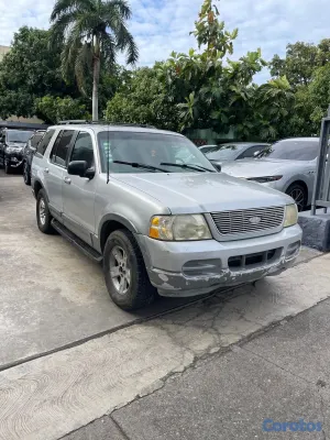 2002 Ford Explorer