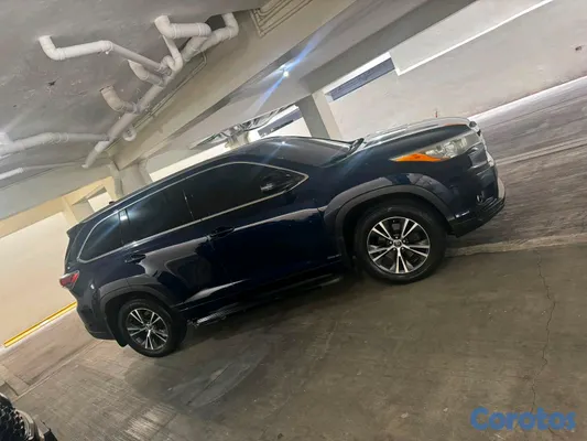 2016 Toyota Highlander — foto 6 / 8
