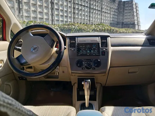 2008 Nissan Tiida — foto 6 / 8