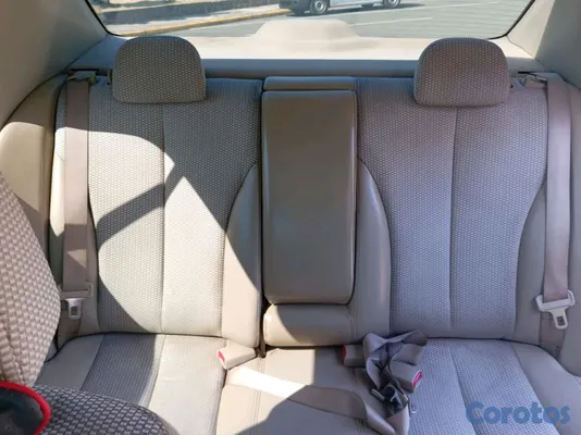 2008 Nissan Tiida — foto 7 / 8