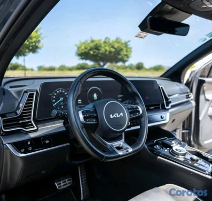 2025 Kia Seltos — foto 2 / 10