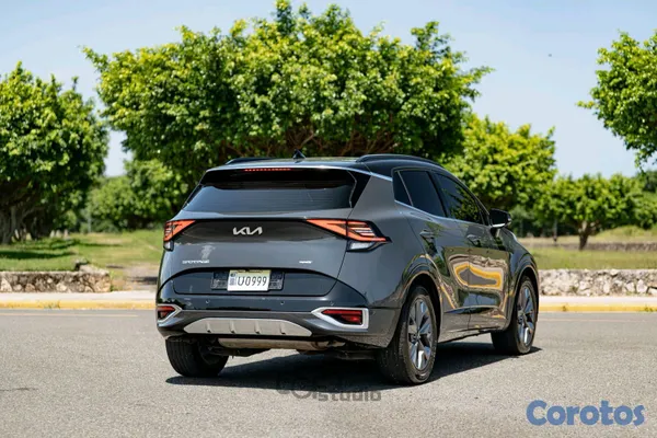 2025 Kia Seltos — foto 8 / 10