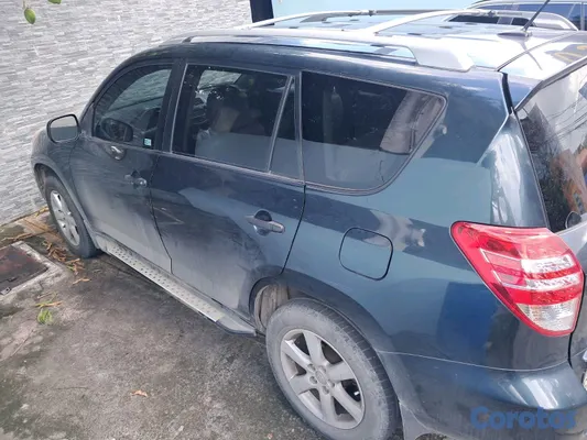 2011 Toyota Rav-4 — foto 2 / 7